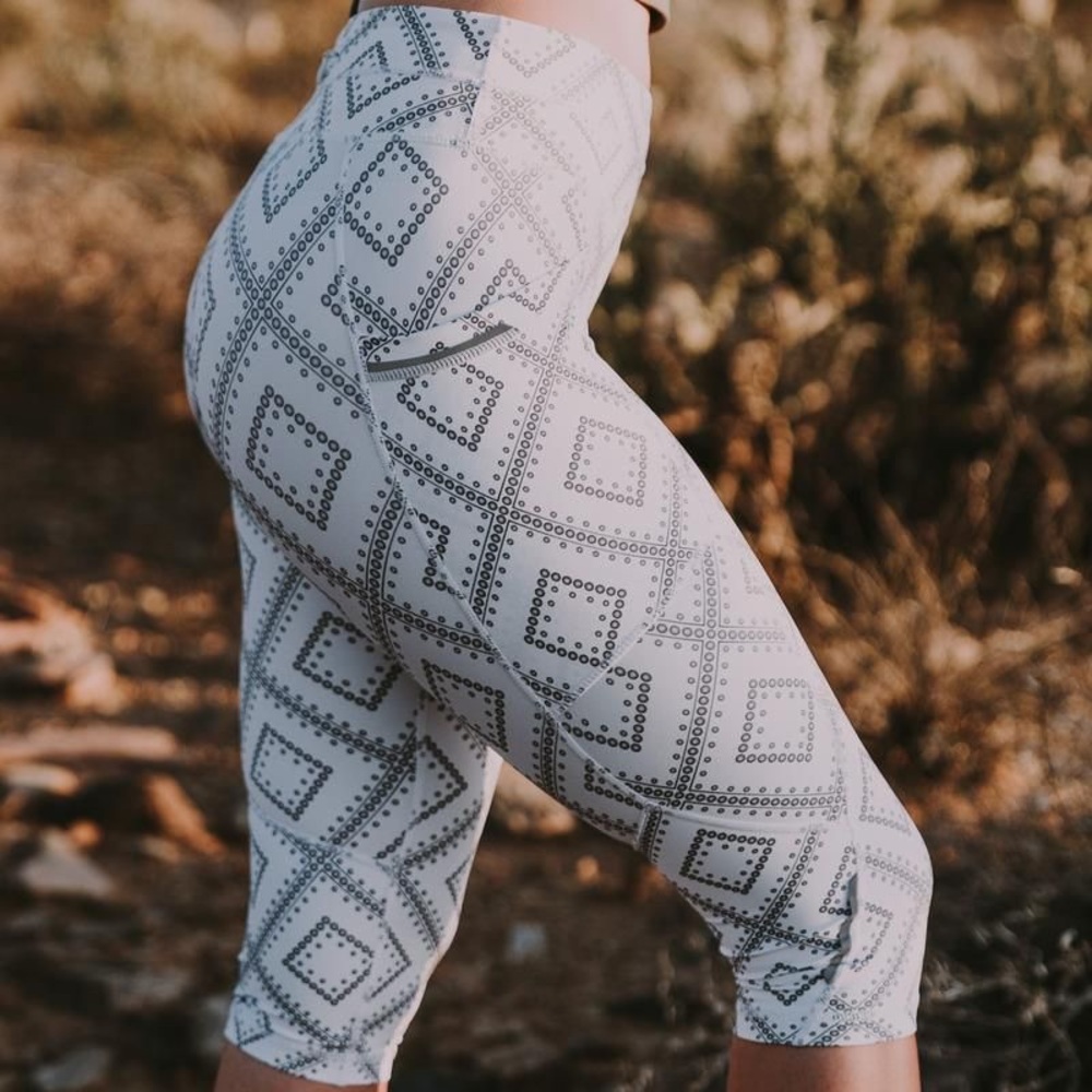 Senita - Break Free Capris - Diamond - S